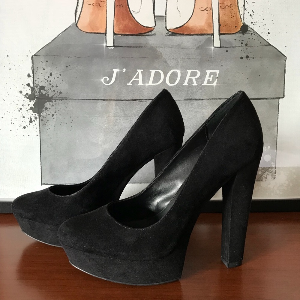Black Suede Shoes SAKS FIFTH AVENUE RED Like New!